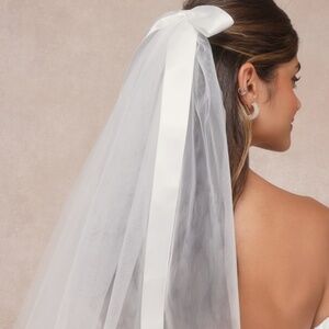 Lulus Dreamy Adoration White Satin Bow Hair Clip Veil - Size One Size